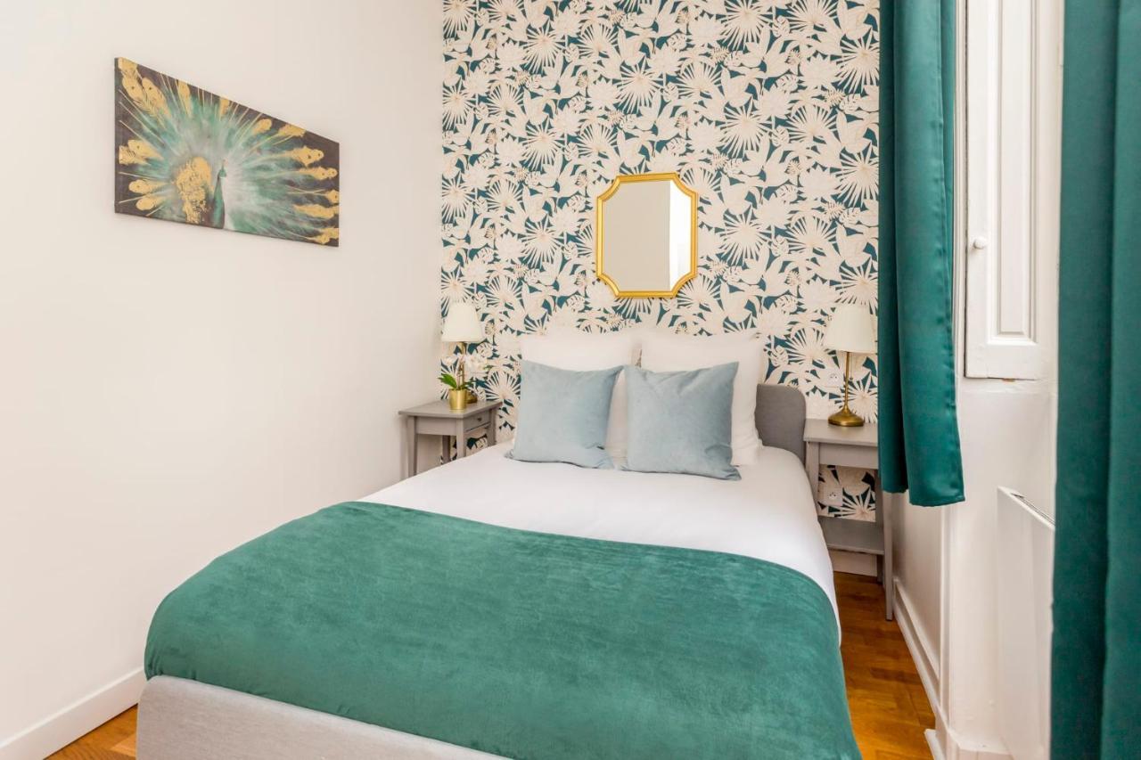 Cozy Apartment - Champs Elysees - Monceau Parijs Buitenkant foto