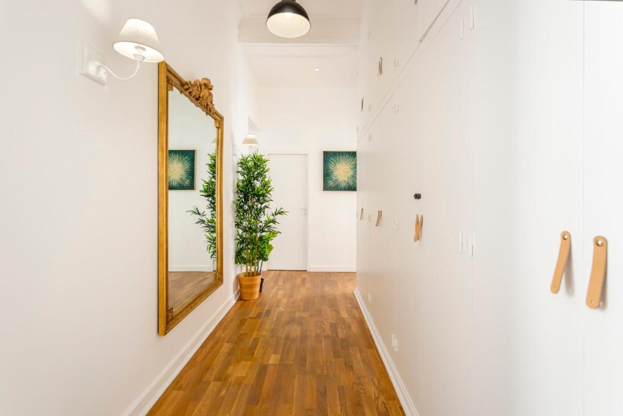 Cozy Apartment - Champs Elysees - Monceau Parijs Buitenkant foto