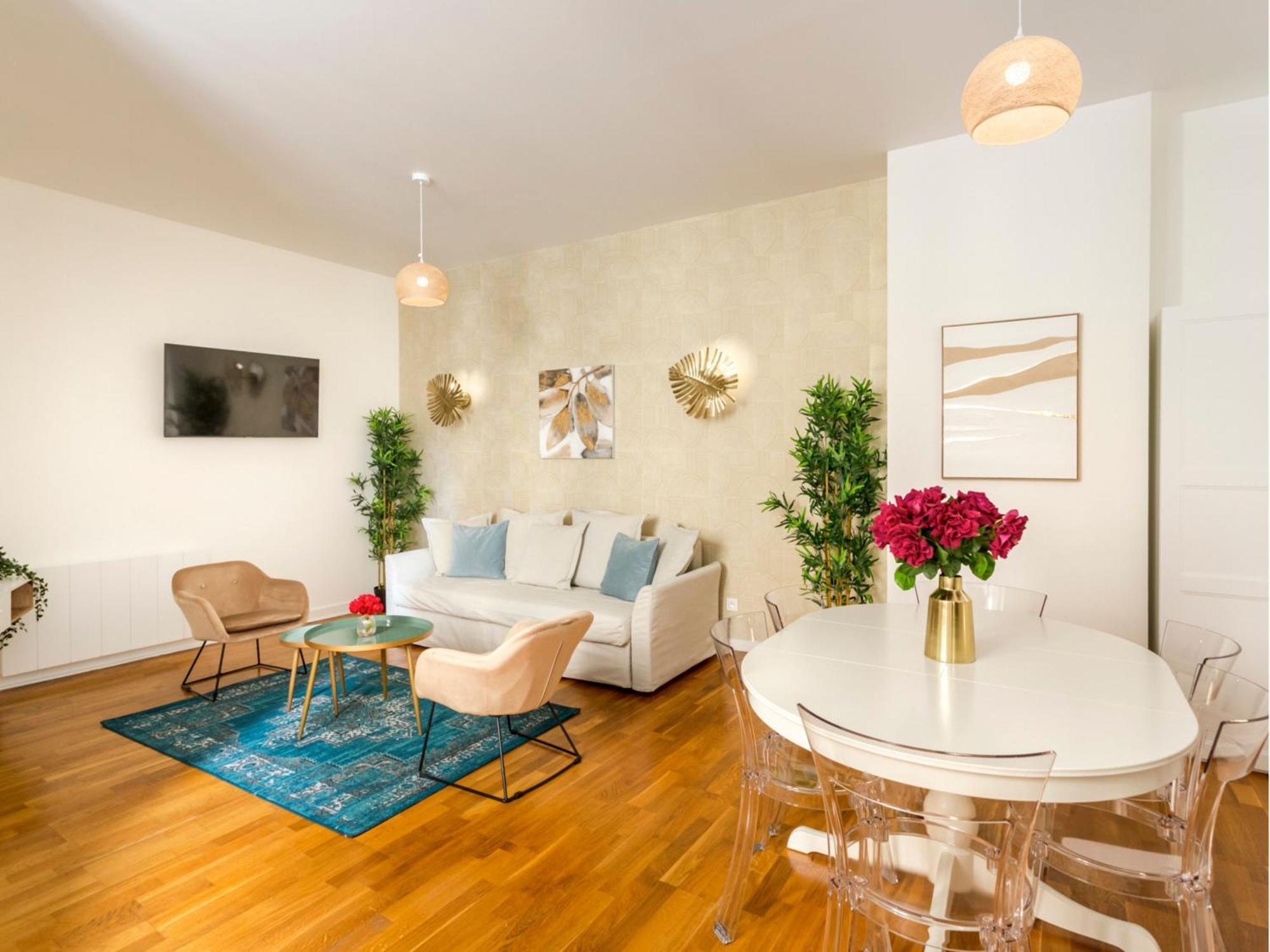Cozy Apartment - Champs Elysees - Monceau Parijs Buitenkant foto